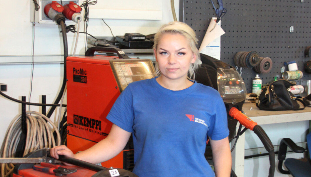 Ida Heggeli (23) valgte til slutt sveising og stortrives med yrket. Foto: Steinar Sund Ida Heggeli (23) valgte til slutt sveising og stortrives med yrket. Foto: Steinar Sund