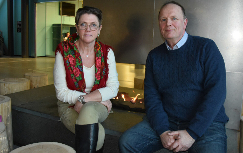 Marit Arnøy og Terje Knutzen mener det handler om å finne perlen i den enkelte elev. Foto: Wenche Schjønberg