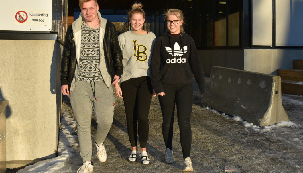 Bjørn Magnus Vian, Camilla Kjellbergvik og Rikke Kristiansen Larssen forventer at lærerne er profesjonelle. Foto: Wenche Schjønberg Bjørn Magnus Vian, Camilla Kjellbergvik og Rikke Kristiansen Larssen forventer at lærerne er profesjonelle. Foto: Wenche Schjønberg