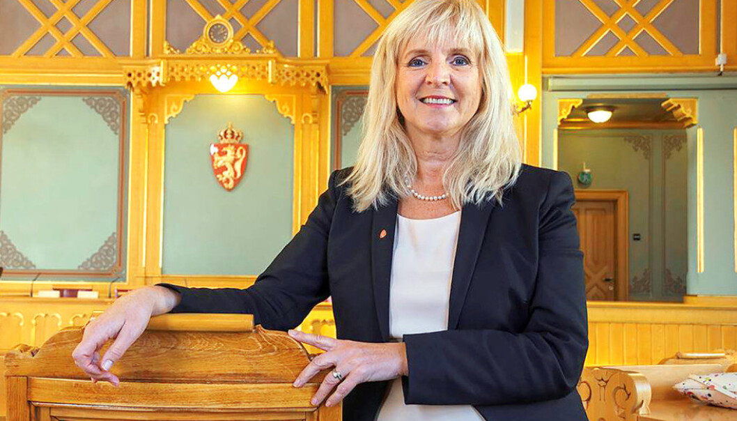 Stortingsrepresentanten for Arbeiderpartiet er tidligere elektroingeniør. Hun har svakstrøm-utdanning fra Sogndal vidaregåande skule. Foto: Lisbet Jære Stortingsrepresentanten for Arbeiderpartiet er tidligere elektroingeniør. Hun har svakstrøm-utdanning fra Sogndal vidaregåande skule. Foto: Lisbet Jære