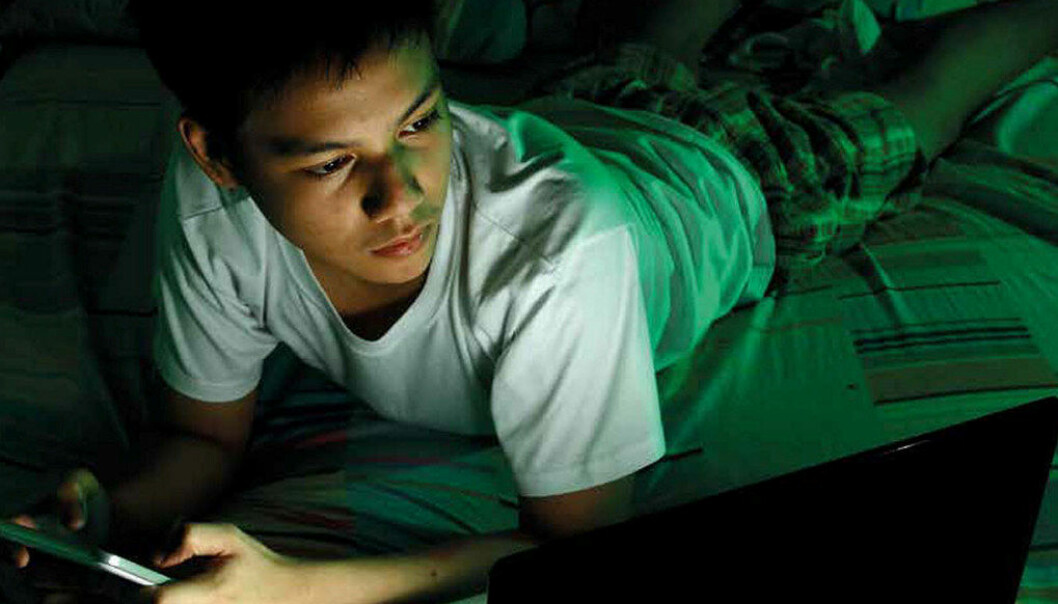 - Lyset fra den elektroniske skjermen forstyrrer søvnen, skriver Solveig Bru Egeland. Foto: Istock