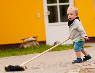 – I Norge får barna være med å koste ute - i USA ville barnehagen bli saksøkt