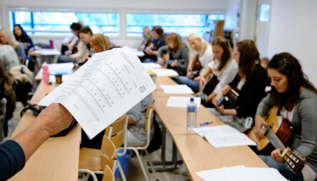 Tre av fire lærerstudenter er fornøyde med å ha valgt lærerutdanning. Bildet er fra barnehagelærerutdanningen i Drammen i 2010. Arkivfoto: Erik M. Sundt.