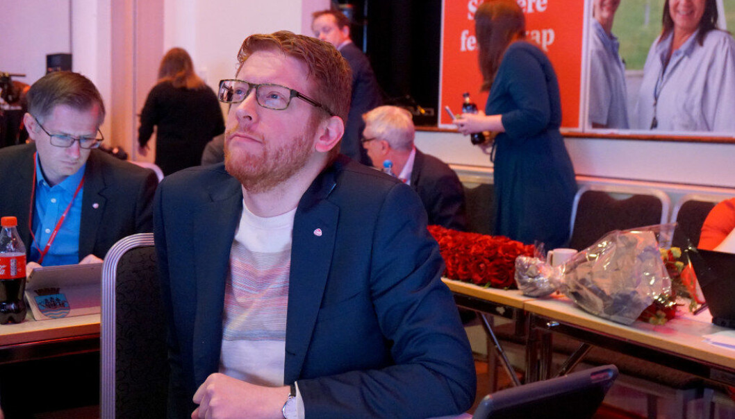Ap vil beholde leksene, men mener unødvendig leksepress i skolen må dempes. Utvalgsmedlem Martin Henriksen støttet mindretallet som vil dempe leksepress, men gi lærere metodefrihet. Foto: Marianne Ruud Ap vil beholde leksene, men mener unødvendig leksepress i skolen må dempes. Utvalgsmedlem Martin Henriksen støttet mindretallet som vil dempe leksepress, men gi lærere metodefrihet. Foto: Marianne Ruud
