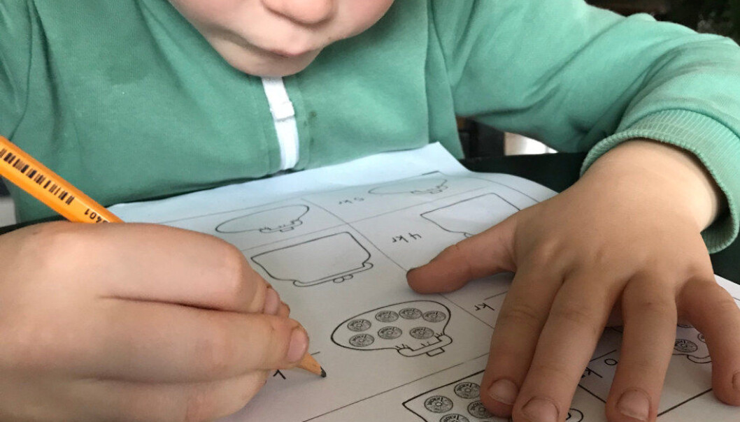 – Det å gå en klasse om igjen vil jeg ikke tro er rette medisinen, men det er viktig å se på skolens praksis for at flere elever får tilrettelagt opplæring ut fra sine behov, sier Trude Havik ved Universitetet i Stavanger. Foto: Paal Svendsen – Det å gå en klasse om igjen vil jeg ikke tro er rette medisinen, men det er viktig å se på skolens praksis for at flere elever får tilrettelagt opplæring ut fra sine behov, sier Trude Havik ved Universitetet i Stavanger. Foto: Paal Svendsen