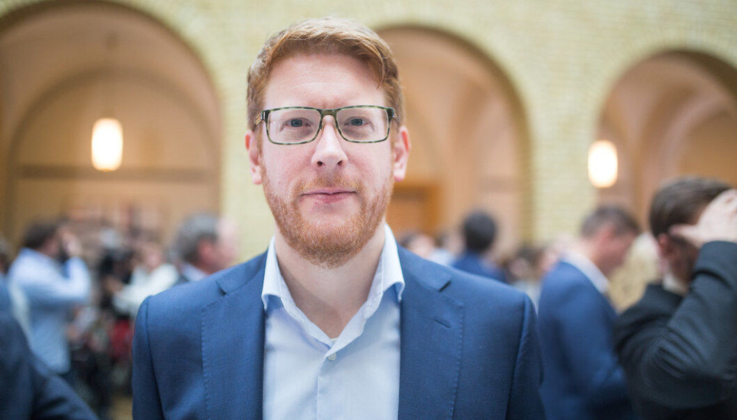– Praktisk og variert læring bør ikke begrenses til kun enkelte fag slik Sanner vil, sier Martin Henriksen i Arbeiderpartiet. Foto: Hans Skjong. – Praktisk og variert læring bør ikke begrenses til kun enkelte fag slik Sanner vil, sier Martin Henriksen i Arbeiderpartiet. Foto: Hans Skjong.