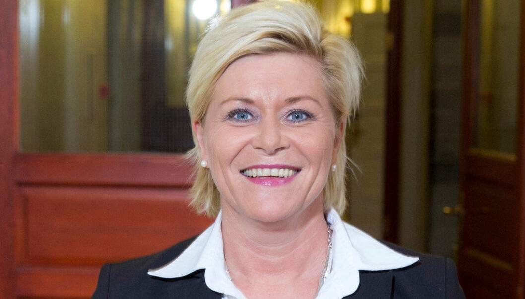 Frp-leder Siv Jensen mener Arbeiderpartiet radikaliseres og sier leder Jonas Gahr Støre snakker usant om private aktører i barnehagesektoren. Foto: Rune Kongsro/regjeringen.no Frp-leder Siv Jensen mener Arbeiderpartiet radikaliseres og sier leder Jonas Gahr Støre snakker usant om private aktører i barnehagesektoren. Foto: Rune Kongsro/regjeringen.no