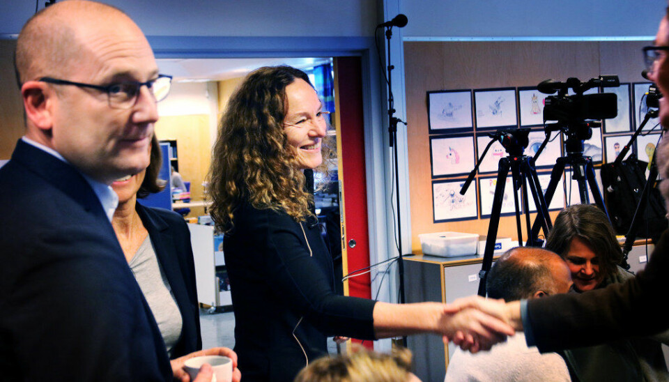 Camilla Stoltenberg ledet utvalget som denne uken kom med 64 tiltak for å løfte guttenes prestasjoner i skolen. Til venstre er Steffen Handal, leder i Utdanningsforbundet. Foto: Jørgen Jelstad.