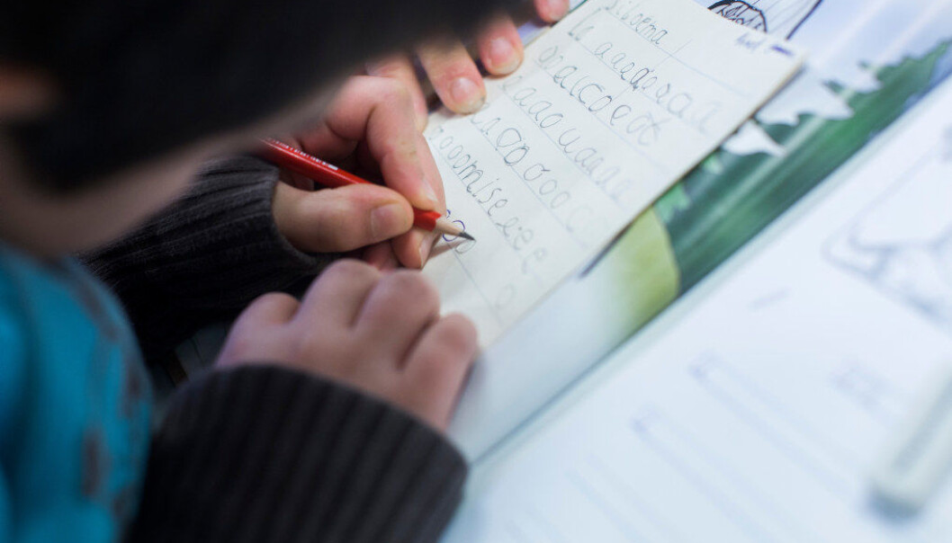 Mathilde Tybring-Gjedde forsvarer obligatorisk sommerskole som et av tiltakene for å sikre språkopplæring i skolen. Foto: Utdanning/Arkivfoto Mathilde Tybring-Gjedde forsvarer obligatorisk sommerskole som et av tiltakene for å sikre språkopplæring i skolen. Foto: Utdanning/Arkivfoto