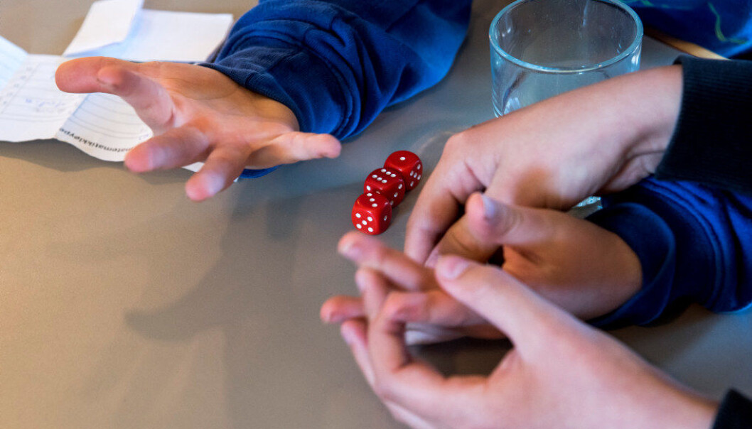 Vi blir dårligere matematikklærere, og det er framtidens elever som blir skadelidende, mener Pedagogstudentene om konsekvensene av den nasjonale deleksamen. Arkivfoto: Utdanning Vi blir dårligere matematikklærere, og det er framtidens elever som blir skadelidende, mener Pedagogstudentene om konsekvensene av den nasjonale deleksamen. Arkivfoto: Utdanning
