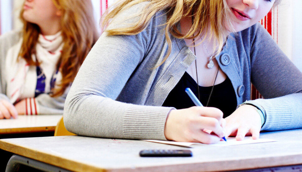 Kompetansemålene må ned. Antall varianter og muligheter for hvordan elevene skal skrive en eksamenstekst må marginaliseres, skriver forfatteren av dette innlegget. Arkivfoto: Utdanning