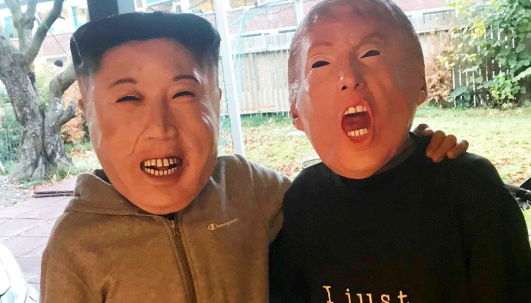 Masker av Kim Jong-un, Vladimir Putin og Donald Trump er populære blant barn og unge på Halloween i år. Foto: Sonja Holterman Masker av Kim Jong-un, Vladimir Putin og Donald Trump er populære blant barn og unge på Halloween i år. Foto: Sonja Holterman