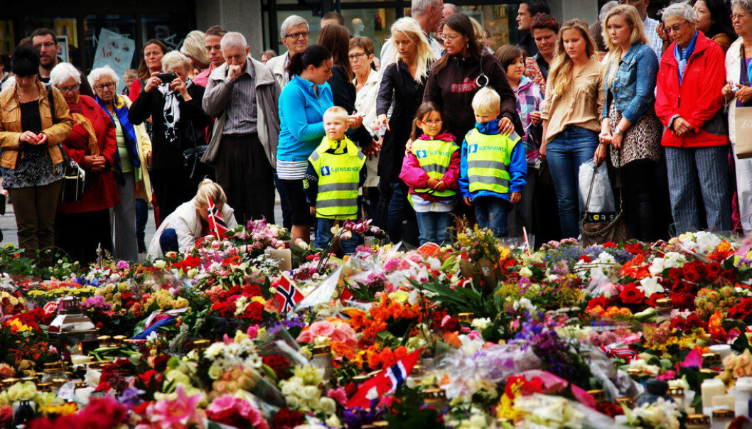 AUF-leder Mani Hussaini mener det er viktig at elevene også lærer om ideologien bak angrepet, det vil hva som motiverte terroristen Anders Behring Breivik til å utføre angrepene. Arkivfoto: Utdanning AUF-leder Mani Hussaini mener det er viktig at elevene også lærer om ideologien bak angrepet, det vil hva som motiverte terroristen Anders Behring Breivik til å utføre angrepene. Arkivfoto: Utdanning