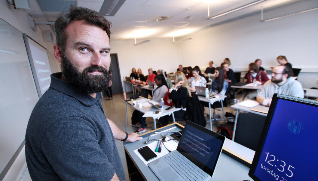Lektor og IT-pedagog Morten Oddvik er en av de nye ekspertlærerne ved Universitetet i Sørøst-Norge. Foto: An-Magritt Larsen/Universitetet i Sørøst-Norge. Lektor og IT-pedagog Morten Oddvik er en av de nye ekspertlærerne ved Universitetet i Sørøst-Norge. Foto: An-Magritt Larsen/Universitetet i Sørøst-Norge.