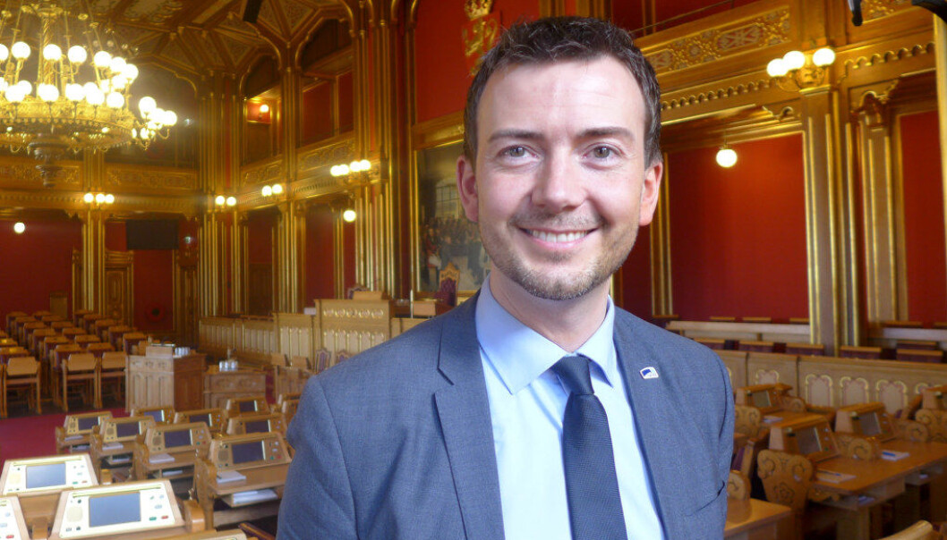 – Vi ser at flere kommuner allerede fyller kravene i bemanningsnormen fordi de har prioritert å satse på barnehage og skole. Og så ser vi kommuner som ikke oppfyller normen, og ønsker mer ressurser, men som går med flere millioner i overskudd, sier Høyres Kent Gudmundsen. Arkivfoto: Utdanning – Vi ser at flere kommuner allerede fyller kravene i bemanningsnormen fordi de har prioritert å satse på barnehage og skole. Og så ser vi kommuner som ikke oppfyller normen, og ønsker mer ressurser, men som går med flere millioner i overskudd, sier Høyres Kent Gudmundsen. Arkivfoto: Utdanning