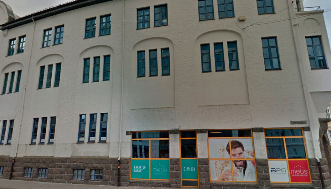 Bergen Private Gymnas i Bergen er en av to privatskoler som må betale tilbake tilsammen 21,5 millioner kroner til staten. Foto: google Bergen Private Gymnas i Bergen er en av to privatskoler som må betale tilbake tilsammen 21,5 millioner kroner til staten. Foto: google
