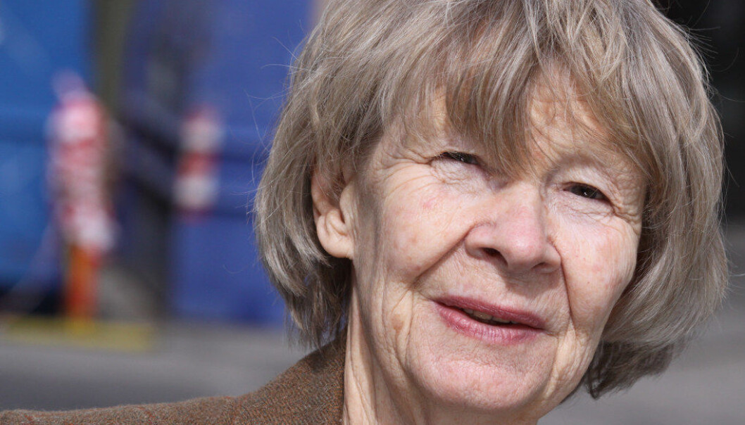 – Inkluderingen hadde sin tid, og nå er den lagt bort, sier Eva Simonsen. Eva Simonsen har lang er faring som spesialpedagog, skolebyråkrat og forsker. Foto: Tore Brøyn – Inkluderingen hadde sin tid, og nå er den lagt bort, sier Eva Simonsen. Eva Simonsen har lang er faring som spesialpedagog, skolebyråkrat og forsker. Foto: Tore Brøyn