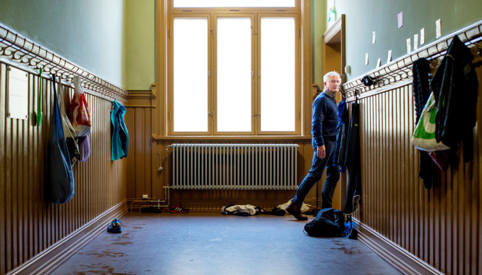 Nå er bare hver fjerde lærer mann. Andelen mannlige lærere synker stadig i grunnskolen. Foto: Tom-Egil Jensen Nå er bare hver fjerde lærer mann. Andelen mannlige lærere synker stadig i grunnskolen. Foto: Tom-Egil Jensen