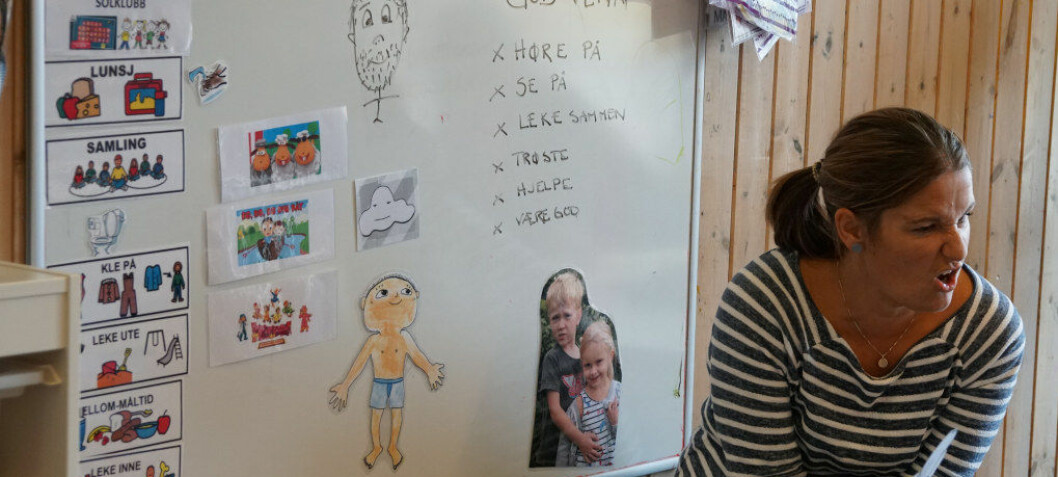 Barna i denne barnehagen lærer seg flere ord i språksamlingen