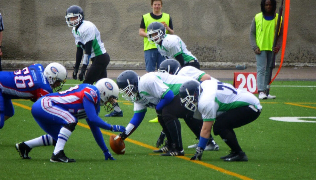Her er kampen mellom Tromsø Trailblazers og Vålerenga Trolls i gang på Jordal i Oslo 12. april 2015. Eyvin Sommerseth står med hånden på ballen. Foto: Randi Sommerseth Her er kampen mellom Tromsø Trailblazers og Vålerenga Trolls i gang på Jordal i Oslo 12. april 2015. Eyvin Sommerseth står med hånden på ballen. Foto: Randi Sommerseth