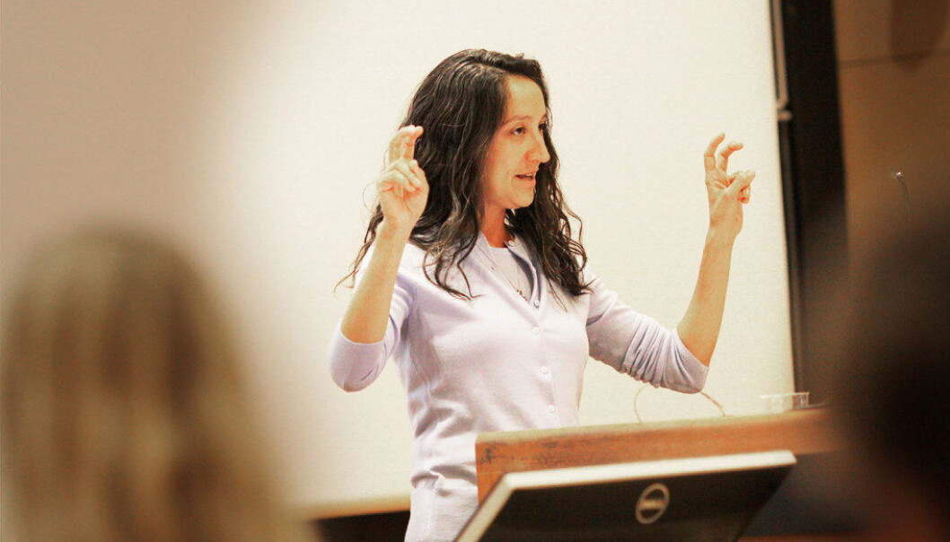 Tina Trujillo fra Berkeley-universitetet fortalte på et seminar ved Universitetet i Oslo 1. juni hvordan «value added»-modeller er blitt brukt på alt for lettvinte måter i amerikansk skole. Foto: Tore Brøyn Tina Trujillo fra Berkeley-universitetet fortalte på et seminar ved Universitetet i Oslo 1. juni hvordan «value added»-modeller er blitt brukt på alt for lettvinte måter i amerikansk skole. Foto: Tore Brøyn