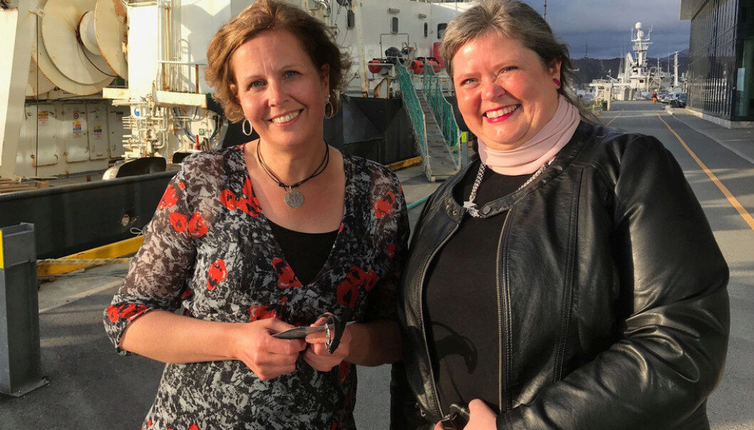 Anita Karlsen (t.v.) er valgt til ny leder i Utdanningsforbundet Nordland, mens Karen Strandenæs er ny nestleder. Foto: Paal Svendsen Anita Karlsen (t.v.) er valgt til ny leder i Utdanningsforbundet Nordland, mens Karen Strandenæs er ny nestleder. Foto: Paal Svendsen