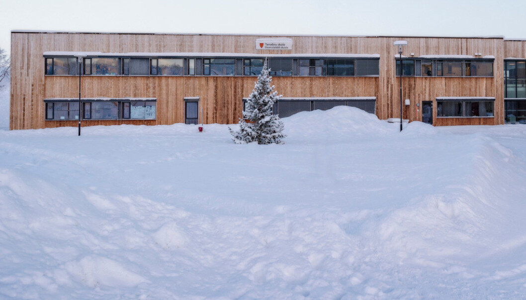 – Vi vil arbeide for at undervisning utført av ukvalifiserte ikke blir regnet som undervisning, skriver Bjørnar Mjøen, leder i Utdanningsforbundet Finnmark. Avbildet er Tanabru skole i Tana. Arkivfoto: Alf Ove Hansen – Vi vil arbeide for at undervisning utført av ukvalifiserte ikke blir regnet som undervisning, skriver Bjørnar Mjøen, leder i Utdanningsforbundet Finnmark. Avbildet er Tanabru skole i Tana. Arkivfoto: Alf Ove Hansen
