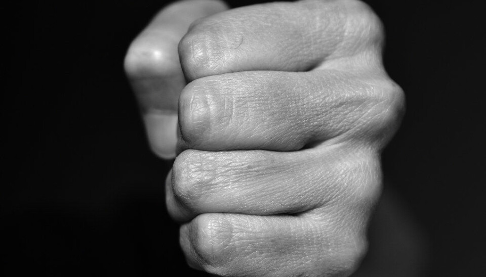 Dette var ikke normal oppførsel, og jeg hadde aldri sett ham sånn før, forteller en lærer som ble skadet da en elev utagerte. Ill.foto: Pixabay Dette var ikke normal oppførsel, og jeg hadde aldri sett ham sånn før, forteller en lærer som ble skadet da en elev utagerte. Ill.foto: Pixabay