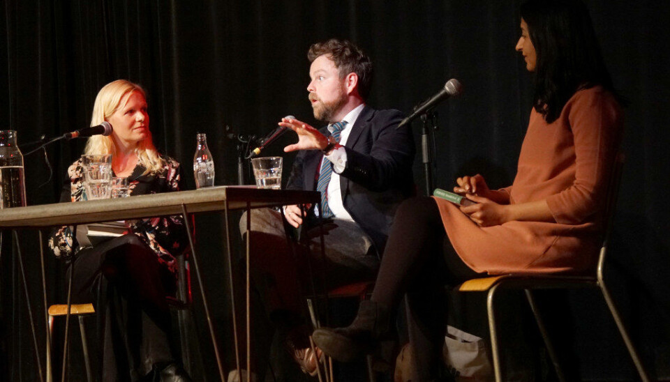 Marte Spurkland, Torbjørn Røe Isaksen og Bushra Ishaq . Foto: Marianne Ruud