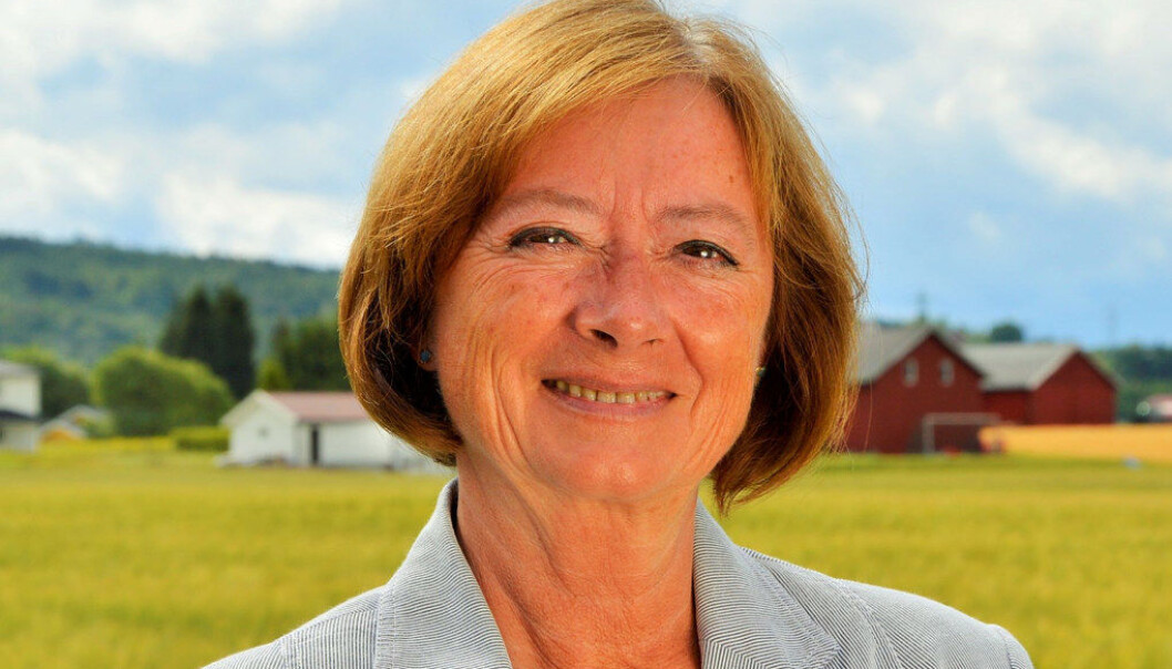 Arbeiderpartiets Lise Christoffersen sier partiet vil følge forhandlingene mellom regjeringen og partene i arbeidslivet tett. Foto: Arbeiderpartiet. Arbeiderpartiets Lise Christoffersen sier partiet vil følge forhandlingene mellom regjeringen og partene i arbeidslivet tett. Foto: Arbeiderpartiet.