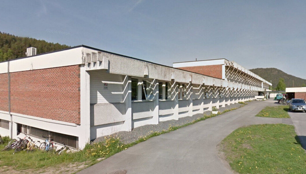En elev ble pågrepet etter å ha kommet med trusler i et klasserom på Kongsberg videregående skole mandag. Foto: Google Maps. En elev ble pågrepet etter å ha kommet med trusler i et klasserom på Kongsberg videregående skole mandag. Foto: Google Maps.