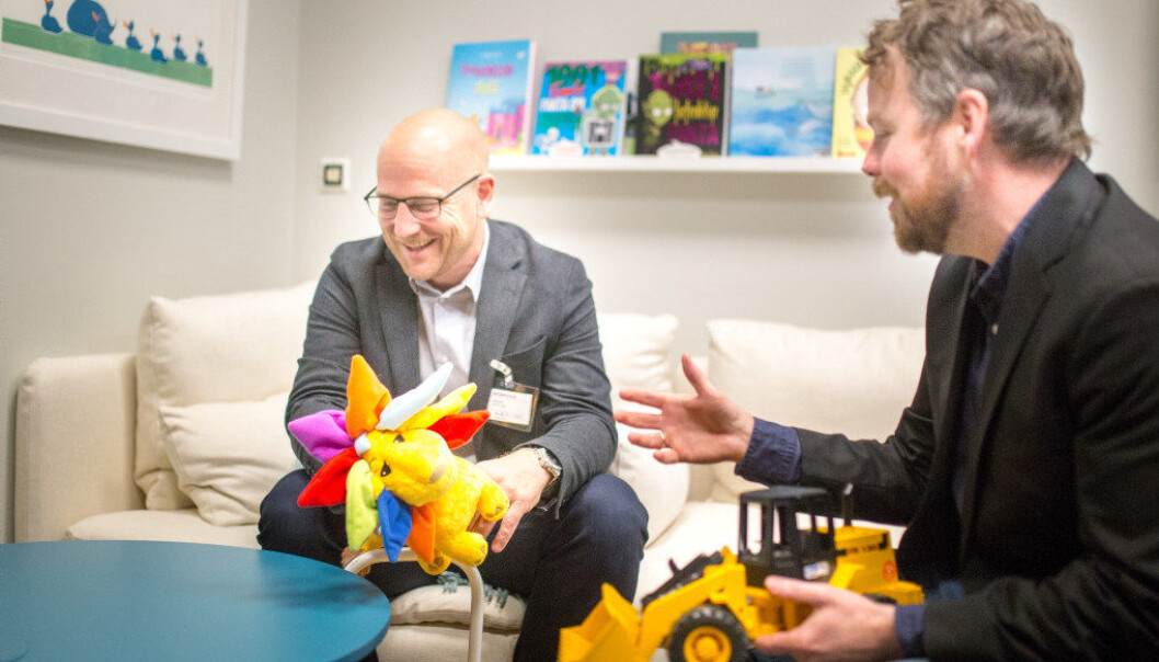 Steffen Handal (t.v) og Utdanningsforbundet er positiv til den nye ekspertgruppen som skal se nærmere på barnehagelæreres rolle i barnehagen. Foto: Hans Skjong Steffen Handal (t.v) og Utdanningsforbundet er positiv til den nye ekspertgruppen som skal se nærmere på barnehagelæreres rolle i barnehagen. Foto: Hans Skjong