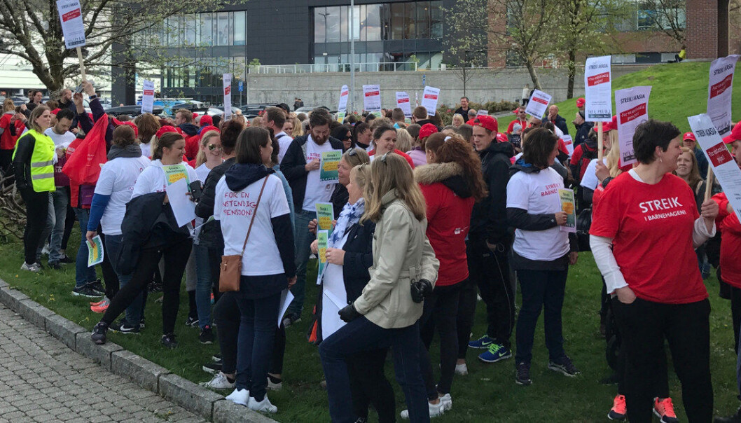 Fra torsdag 18. mai kan streiken i Akasia-barnehagene i Bergen trapper ytterligere opp. Foto: Odd Arild Viste, Utdanningsforbundet Fra torsdag 18. mai kan streiken i Akasia-barnehagene i Bergen trapper ytterligere opp. Foto: Odd Arild Viste, Utdanningsforbundet