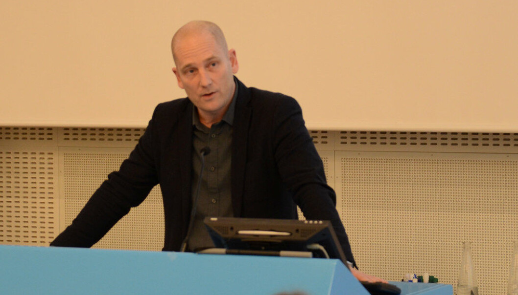 Tett oppfølging av elevene er avgjørende for å skape en god skole og et godt læringsmiljø for barn og unge, sier Steffen Handal. Arkivfoto: Utdanning Tett oppfølging av elevene er avgjørende for å skape en god skole og et godt læringsmiljø for barn og unge, sier Steffen Handal. Arkivfoto: Utdanning