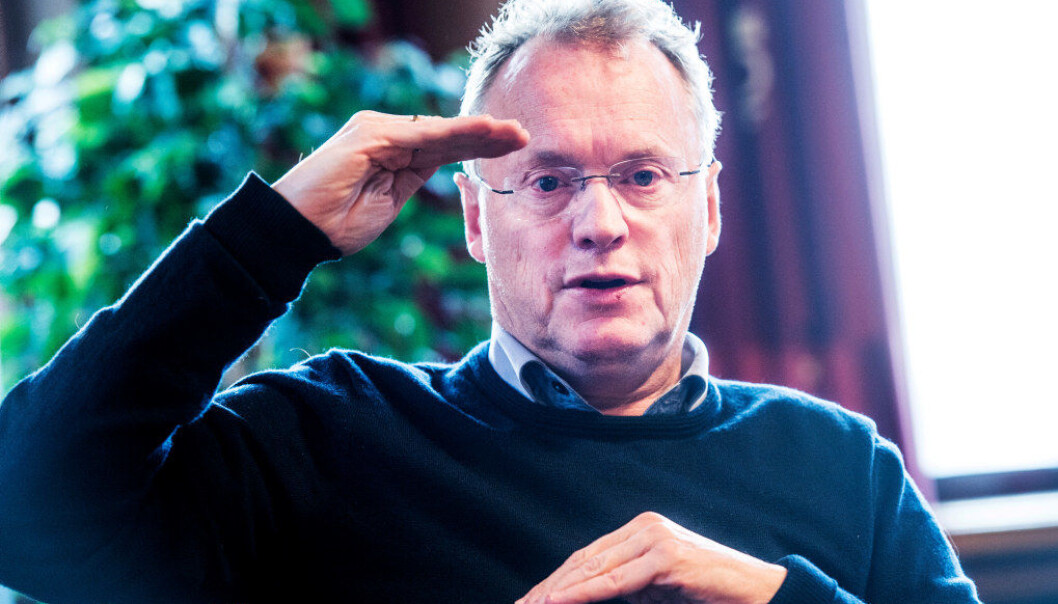 Byrådsleder Raymond Johansen (Ap) vil fjerne kontantstøtten i utvalgte bydeler og bruke pengene på norskopplæring og arbeidstrening. Foto: HELGE MIKALSEN, VG Byrådsleder Raymond Johansen (Ap) vil fjerne kontantstøtten i utvalgte bydeler og bruke pengene på norskopplæring og arbeidstrening. Foto: HELGE MIKALSEN, VG
