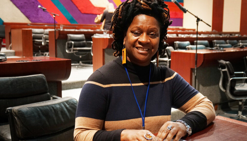 – Med nye og strengere regler for immigrasjon i Storbritannia, frykter NASUWT at mange lærere med innvandrerbakgrunn blir nødt til å forlate Storbritannia, sier Jennifer Moses, tillitsvalgt i Storbritannias nest største lærerorganisasjon, NASUWT. Foto: Marianne Ruud – Med nye og strengere regler for immigrasjon i Storbritannia, frykter NASUWT at mange lærere med innvandrerbakgrunn blir nødt til å forlate Storbritannia, sier Jennifer Moses, tillitsvalgt i Storbritannias nest største lærerorganisasjon, NASUWT. Foto: Marianne Ruud