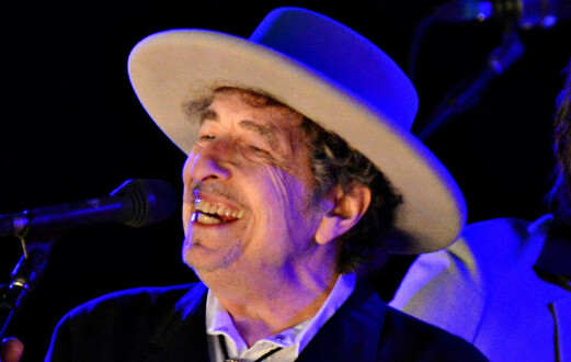 Bob Dylan får Nobelprisen i litteratur