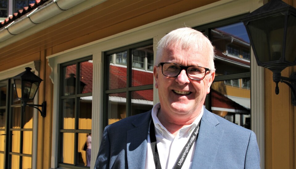 Hvis leder i Utdanningsforbundet Aust-Agder, Ottar Stordal, fikk være fylkesordfører for en dag, skulle han sørget for å sikre økonomien i de videregående skolene i Agder. Foto: Sonja Holterman