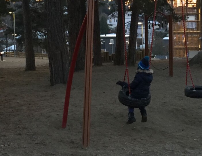 Barnas beste, altså at alle barn har rett til å være trygge, må være høyest prioritert på alle norske skoler, skriver lærer og trebarnsfar Kjartan Espeland. Illustrasjonsfoto: Paal Svendsen
