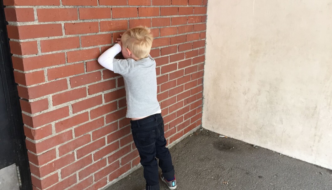 Tidligere var mobbing definert som noe som skjer flere ganger og over tid. Men i faglige diskusjoner i nyere tid går man bort i fra dette kriteriet, skriver doktorgradsstipendiat Emil Sætra. Illustrasjonsfoto: Paal Svendsen Tidligere var mobbing definert som noe som skjer flere ganger og over tid. Men i faglige diskusjoner i nyere tid går man bort i fra dette kriteriet, skriver doktorgradsstipendiat Emil Sætra. Illustrasjonsfoto: Paal Svendsen