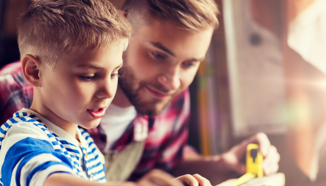 «Du Per, jeg liker jo egentlig ikke sånn suppe jeg, men når jeg skal spise den sammen med deg, så tror jeg den vil smake godt!» sier Ole (5) til assistenten Per, som har en egen evne til å møte barnas følelser, skriver styrer Kristine Forså Hermanrud Illustrasjonsfoto «Du Per, jeg liker jo egentlig ikke sånn suppe jeg, men når jeg skal spise den sammen med deg, så tror jeg den vil smake godt!» sier Ole (5) til assistenten Per, som har en egen evne til å møte barnas følelser, skriver styrer Kristine Forså Hermanrud Illustrasjonsfoto