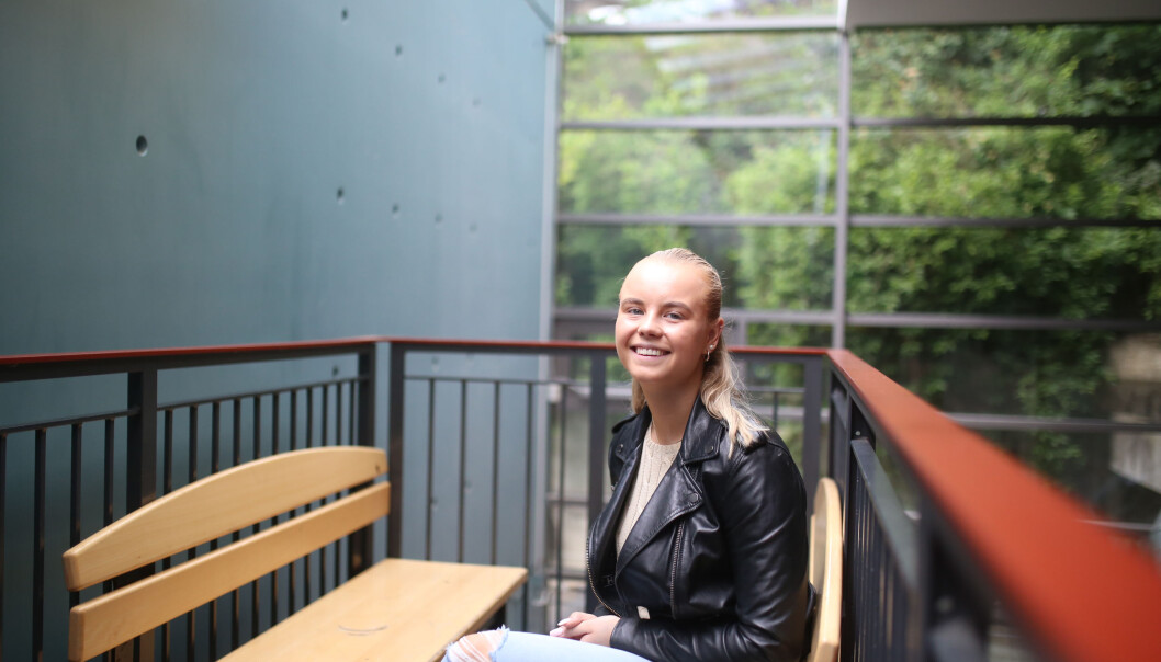 – Jeg vil ikke si at med en gang du fyller 18, så blir du voksen, sier Mille Marie Seland, elevrådslederen ved Kristelig Gymnasium (KG). Hun roser samarbeidet med FAU ved skolen. Foto: Hans Skjong – Jeg vil ikke si at med en gang du fyller 18, så blir du voksen, sier Mille Marie Seland, elevrådslederen ved Kristelig Gymnasium (KG). Hun roser samarbeidet med FAU ved skolen. Foto: Hans Skjong