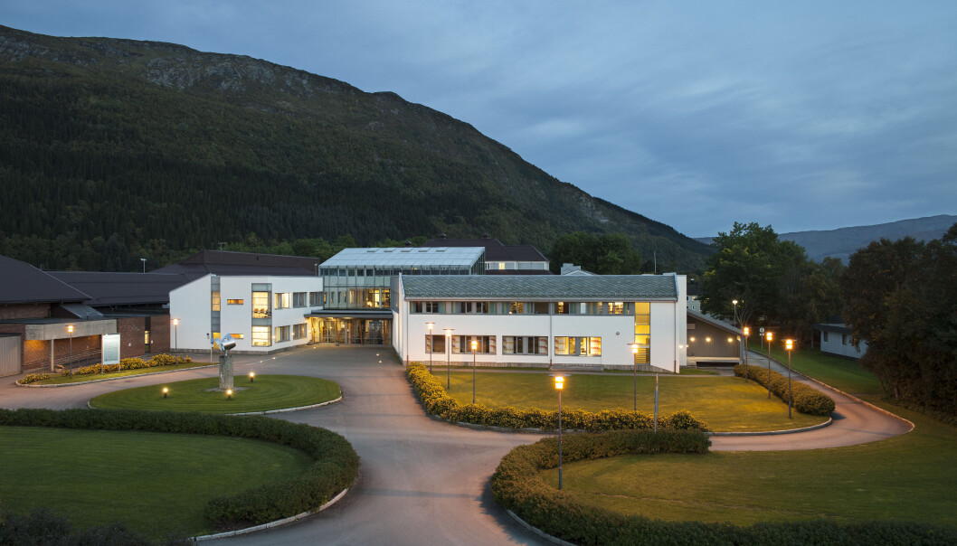 Nesna-aksjonister har invitert alle medlemmene av Utdanningskomiteen på Stortinget til en konferanse på Nesna i august. Foto: Nord universitet / NTB scanpix Nesna-aksjonister har invitert alle medlemmene av Utdanningskomiteen på Stortinget til en konferanse på Nesna i august. Foto: Nord universitet / NTB scanpix