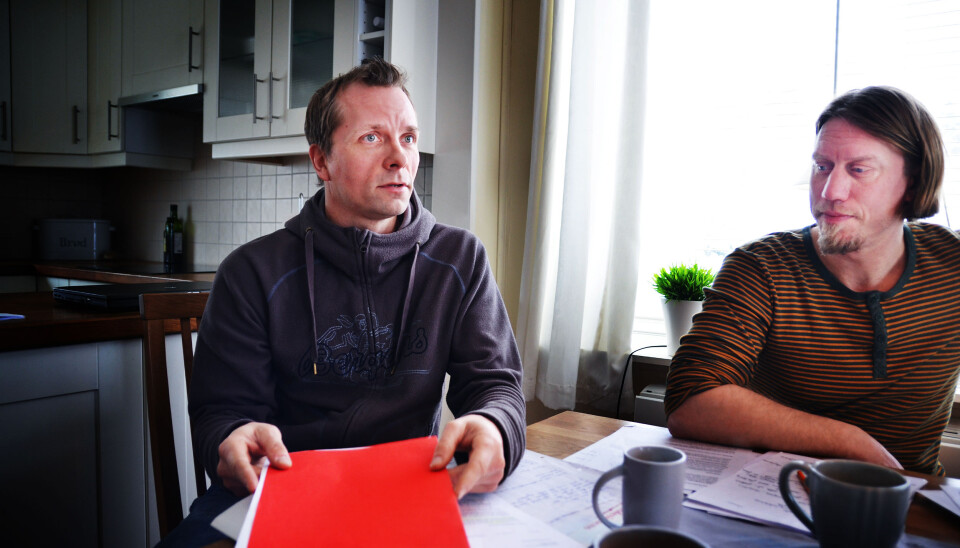 Joakim Bjerkely Volden og Marius Andersen med advokatenes vurdering av om det er «ordrenekt» og «grovt pliktbrudd» at de nekter å evaluere elevene sine med kryss.