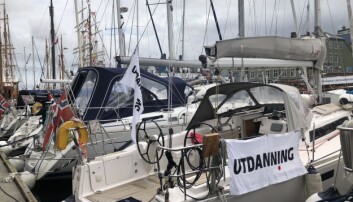 Utdanning har ligget i havn i Arendal i en uke. Nå går turen oppover kysten på jubileumsseilas. Foto: Kari Oliv Vedvik Utdanning har ligget i havn i Arendal i en uke. Nå går turen oppover kysten på jubileumsseilas. Foto: Kari Oliv Vedvik