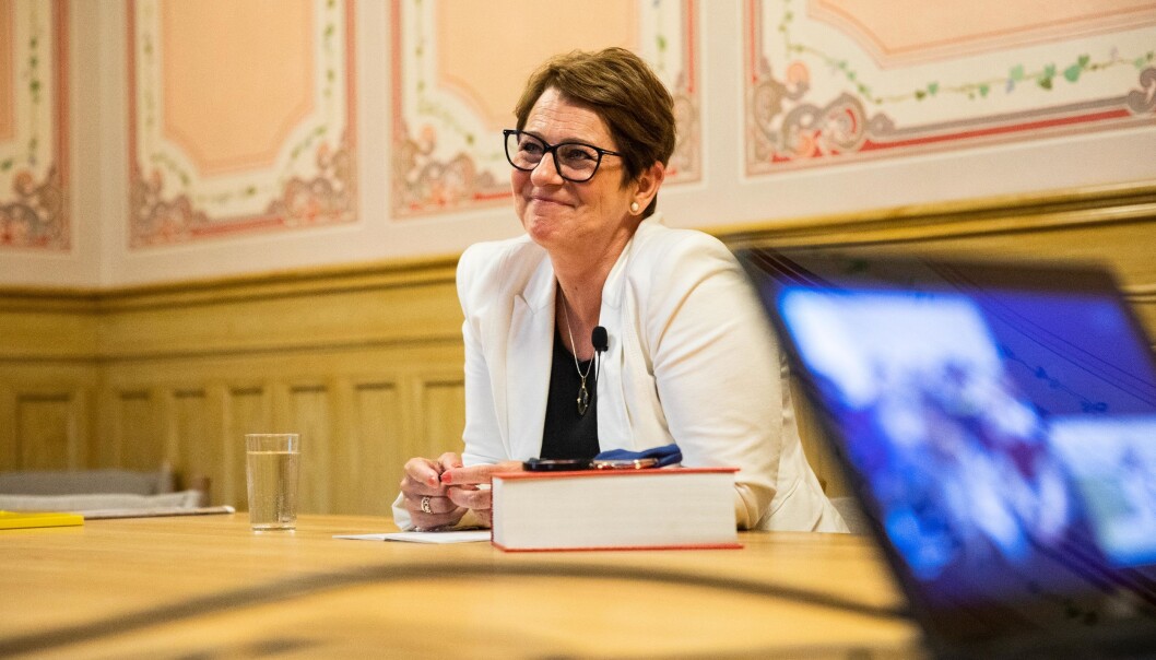 Stortingspresident Tone Wilhelmsen Trøen skal skype med skoleklasser i Norge. Foto: Stortinget/Peter Mydske Stortingspresident Tone Wilhelmsen Trøen skal skype med skoleklasser i Norge. Foto: Stortinget/Peter Mydske