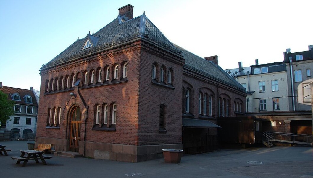 Elever på Lilleborg skole i Oslo holdes innendørs på grunn av pågående politiaksjon. Foto: Wikimedia Commons Elever på Lilleborg skole i Oslo holdes innendørs på grunn av pågående politiaksjon. Foto: Wikimedia Commons