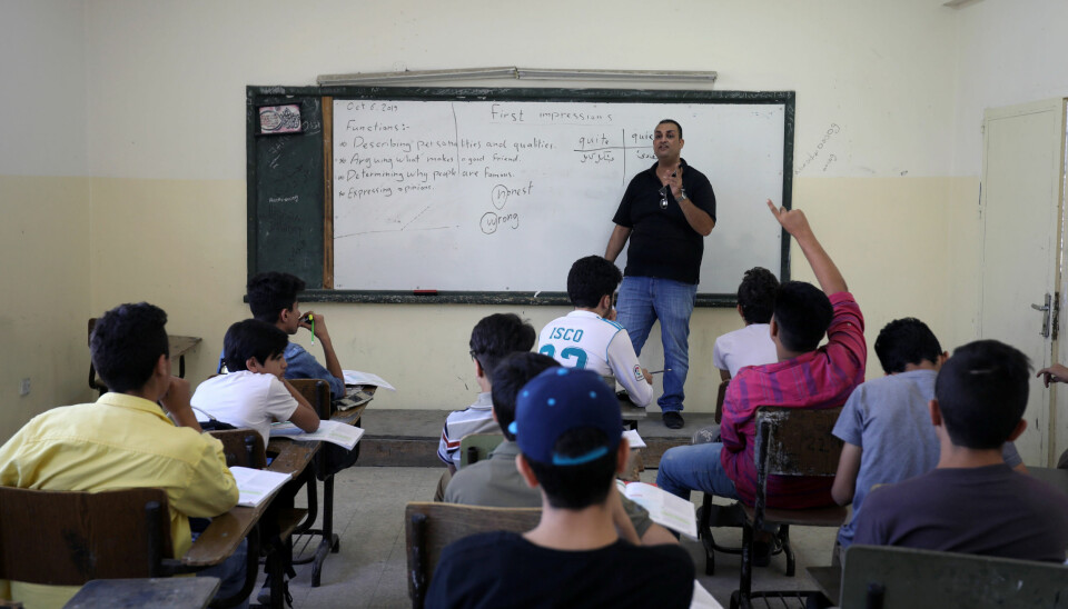 Undervisninga er i gong att ved ein av dei offentlege skulane i Jordans hovudstad Amman etter den månadslange lærarstreiken. Foto: Mohammad Hamed/Reuters/NTB Scanpix