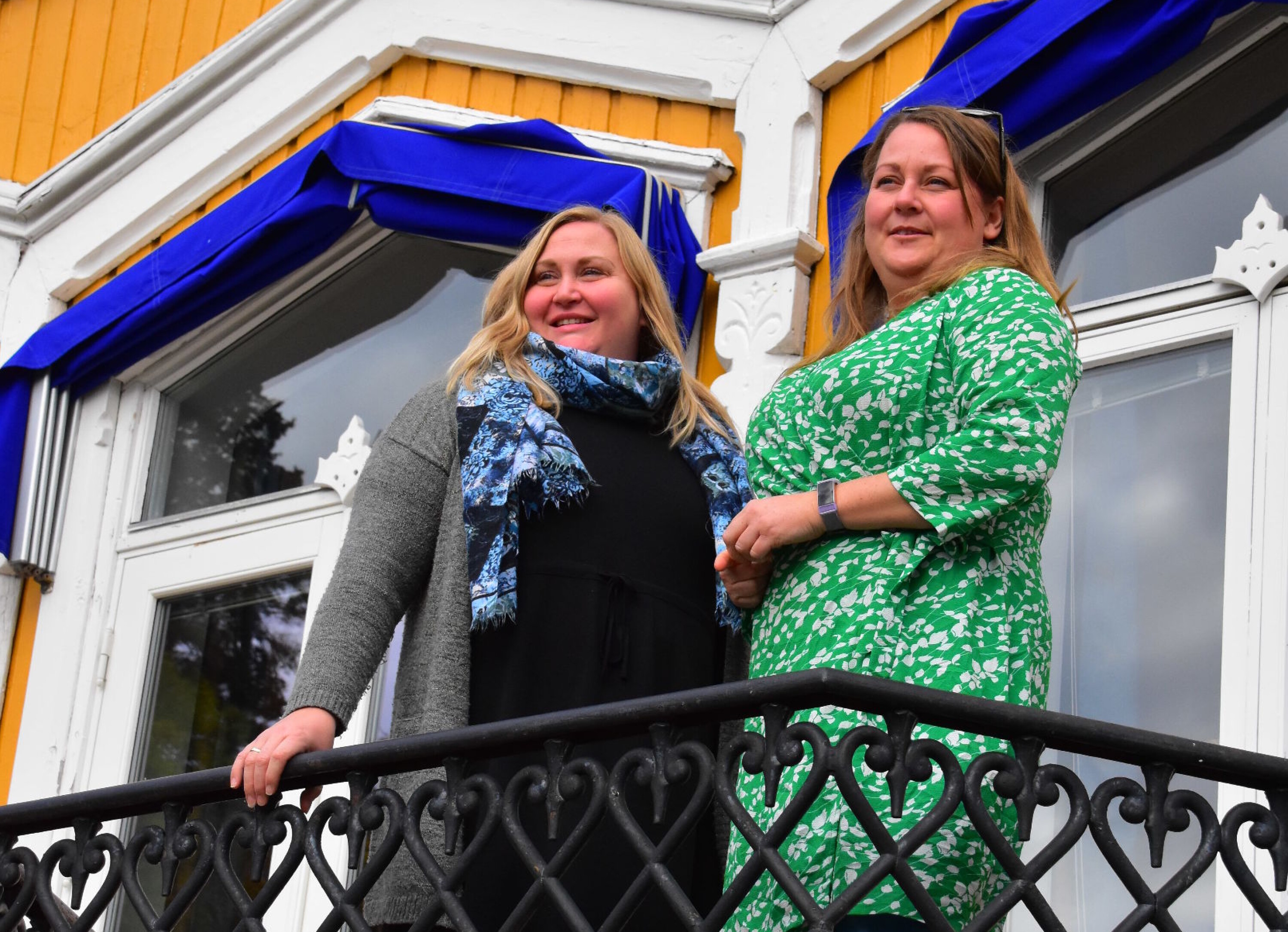 – Tviler vi på om toppene i Utdanningsforbundet forvalter solidariteten godt, da reagerer vi, sier leder av Utdanningsforbundets lokallag i Kragerø, Kaia Hogner (t.h.) og nestleder Cathrine Skauen Anderssen. Foto: Kirsten Ropeid – Tviler vi på om toppene i Utdanningsforbundet forvalter solidariteten godt, da reagerer vi, sier leder av Utdanningsforbundets lokallag i Kragerø, Kaia Hogner (t.h.) og nestleder Cathrine Skauen Anderssen. Foto: Kirsten Ropeid