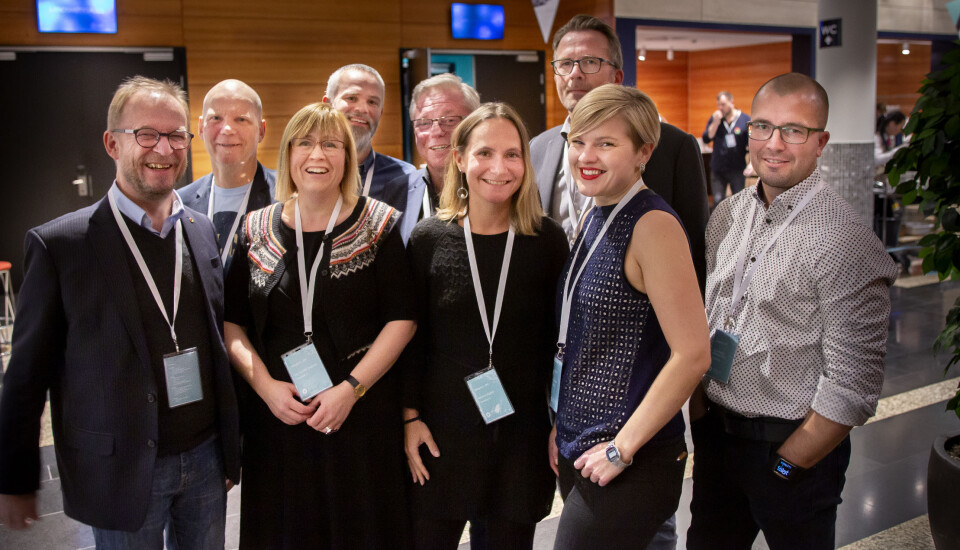 Disse fra nord har gått inn i «trønderbataljonen». Foran fra venstre: Bjørn Wiik, Gry Camilla Tingstad, Wenche Nygård, Stine Hjerpbakk og Preben Pettersen Uthus. I bakre rekke, Hans Lieng, Ståle Bonsaksen, Roger Hansen og Geir Røsvoll. Foto: Tom-Egil Jensen